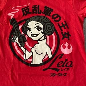 New without tags red medium princess Leah shirt
